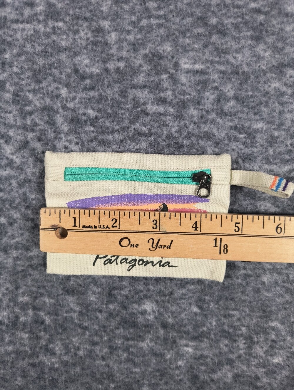 Patagonia zip coin purse - Picture 2 of 10